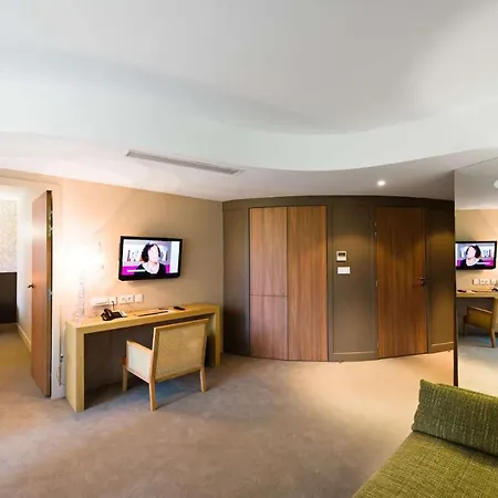 Hotel Moulin De Vernegues &